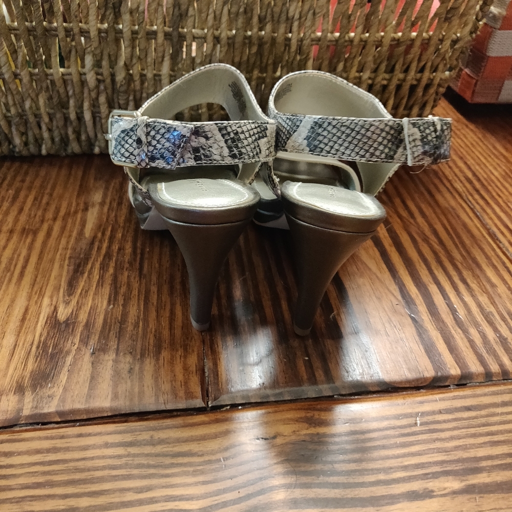 Anne Klein Python Heels - Picture 3 of 4